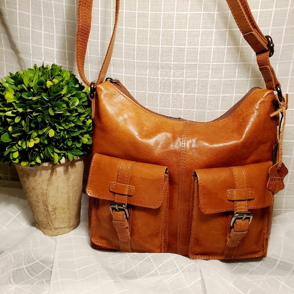 Spikes & Sparrow Other - Spikes & Sparrow Brandy Crossbody Shoulder Bag